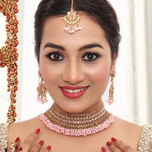 Mankairoop Handcrafted Kundan Choker with Matching Earrings & Tikka – Wedding Jewellery