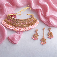 Mankairoop Handcrafted Kundan Choker with Matching Earrings & Tikka – Wedding Jewellery