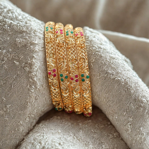Mankairoop Traditional Gold Engraved Bangles
