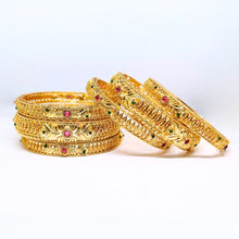 Mankairioop Antique Ruby & Pearl Embedded Bangles